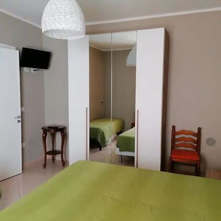 Holiday home Serenella's House Lido Conchiglia